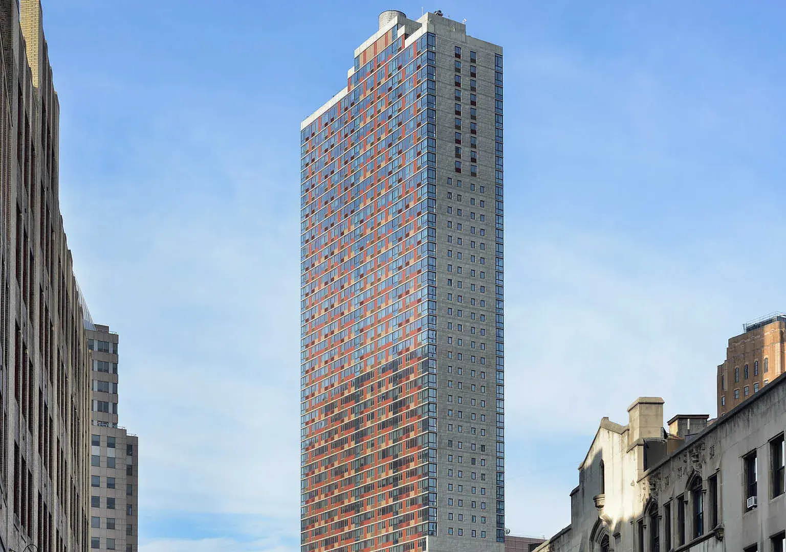 111 Lawrence St